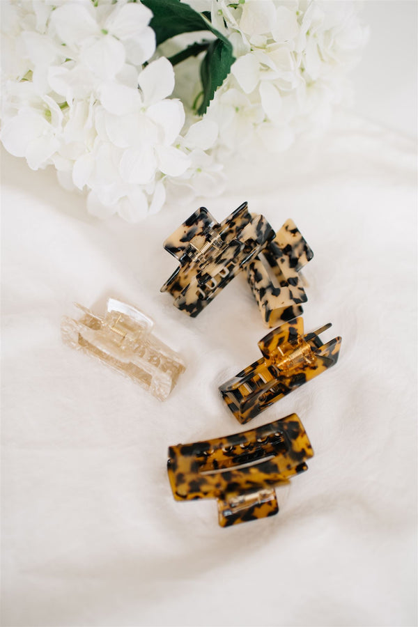 Medium Marble Patterned Rectangular Hair Claw